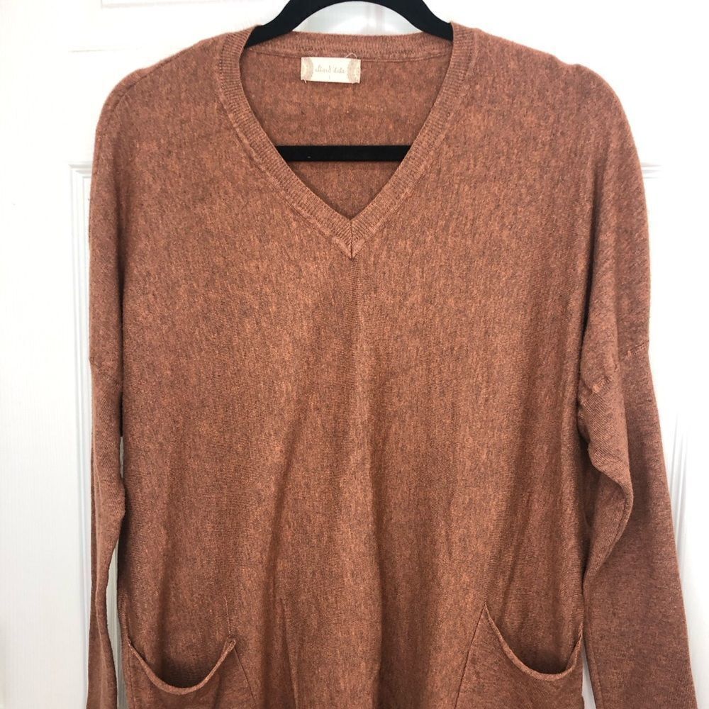 altar’d state long sleeve copper orange v neck sweater with pockets, size large - Picture 2 of 12